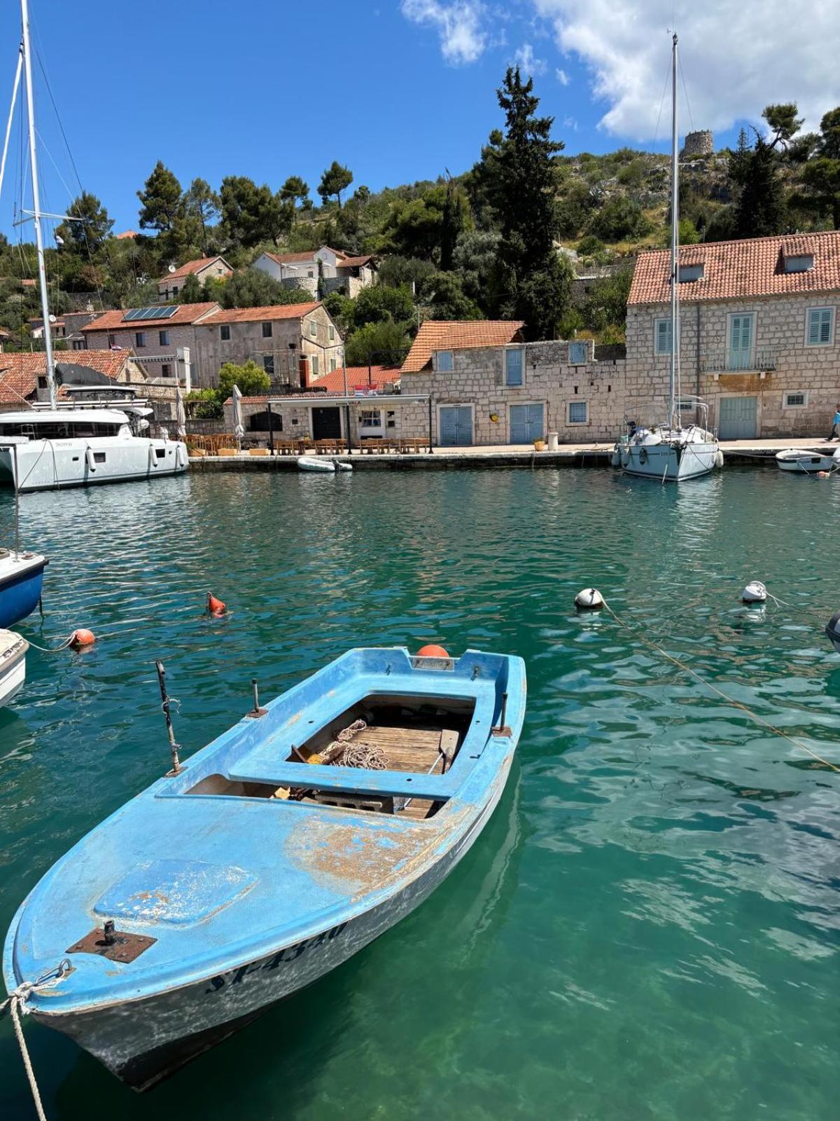 Amare * Bobovišća